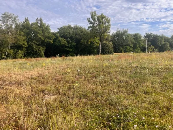 Terrain 900 m² 