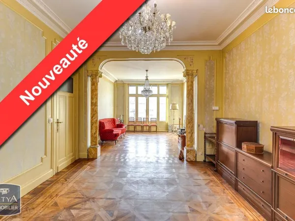 Maison 7 pièces 201 m² 