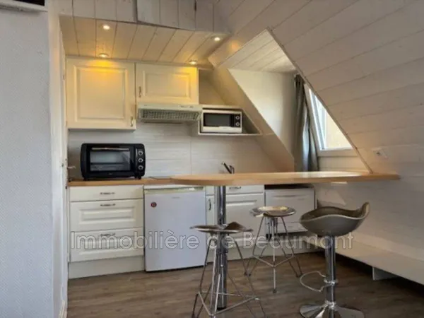 Studio 1 pièce 19 m² 