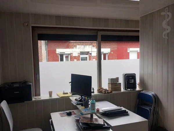 Local professionnel a albert 