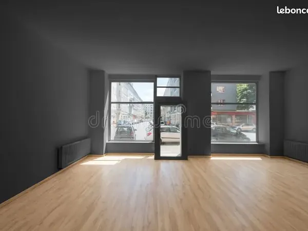 Local commercial 65 m² PARIS 17 