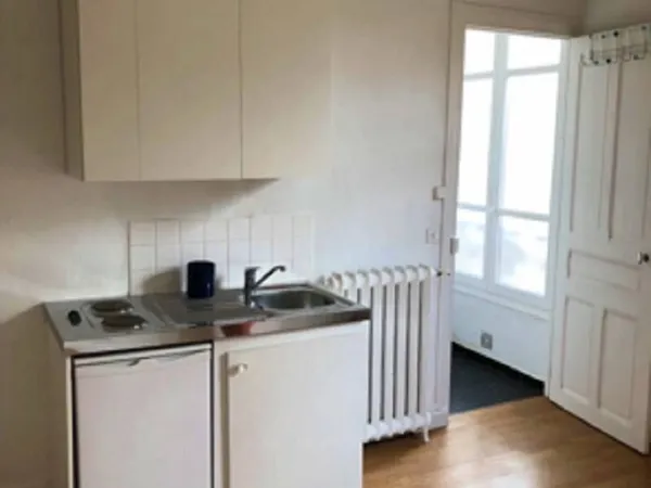 Appartement 1 pièce 16 m² 