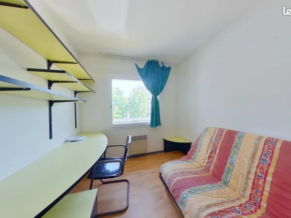 Studio 1 pièce 13 m² 
