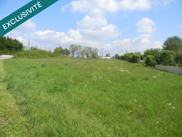 Terrain Vente Til-Châtel  661m² 78000€