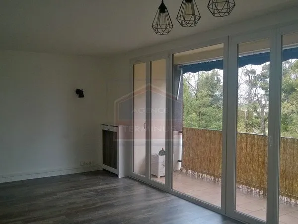 Appartement T3 - 60.9m2 - CHATENAY-MALABRY 