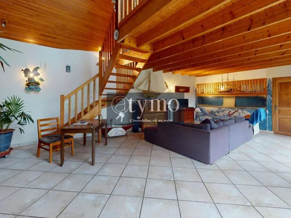 Villa 7 pièces 230 m² 