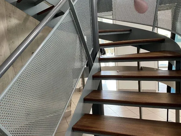 Bureaux 760 m² 