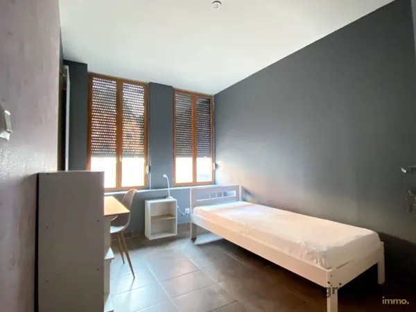 Appartement 1 pièce 14 m² 