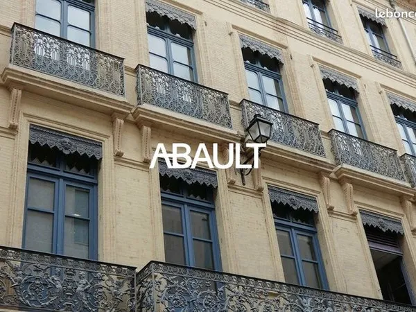 Local commercial 937 m² 
