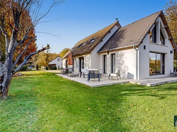 Maison 6 pièces 162 m² 
