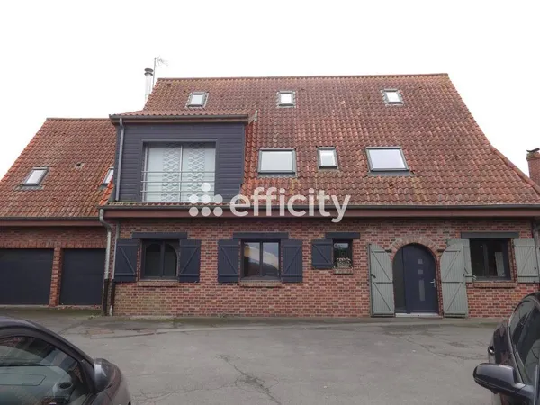 Maison de ville 12 pièces 260 m² 