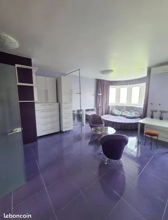 Studio 1 pièce 23 m² 