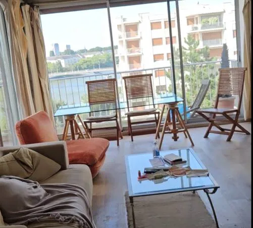 Appartement 6 pièces 117 m² 