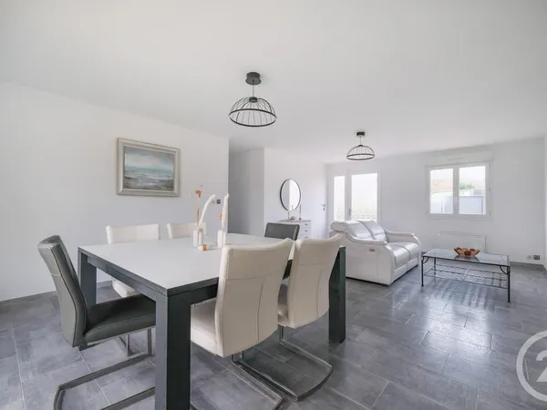 Maison 4 pièces 109 m² 