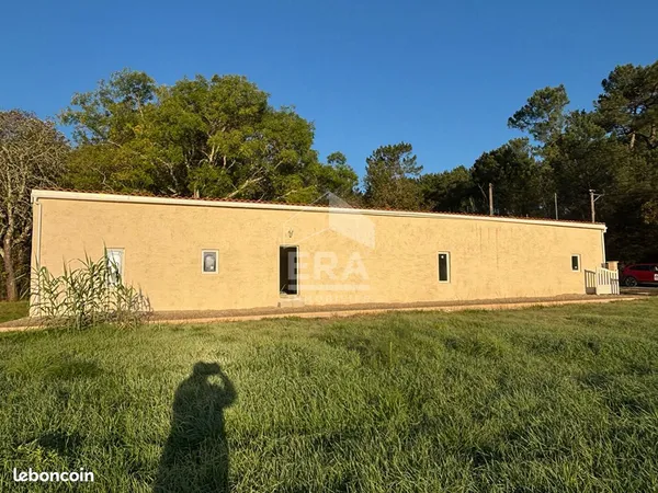 Propriété 5 pièces 215 m² 