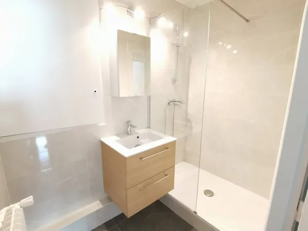 Appartement 3 pièces 53 m² 