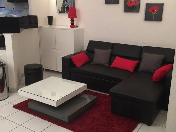 Perpignan bel F3 Duplex meublé contemporain 