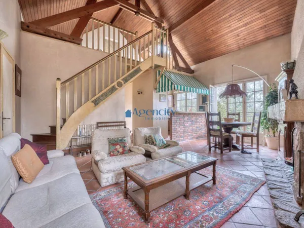 Maison 6 pièces 93 m² 