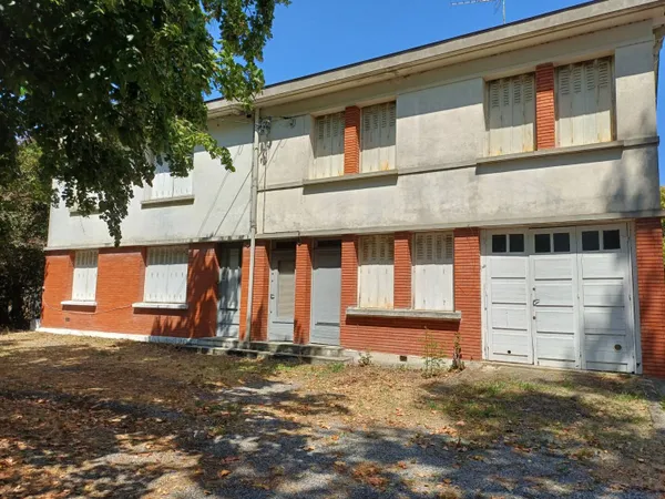 Immeuble 270 m² 