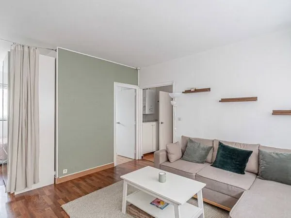 Studio 1 pièce 40 m² 