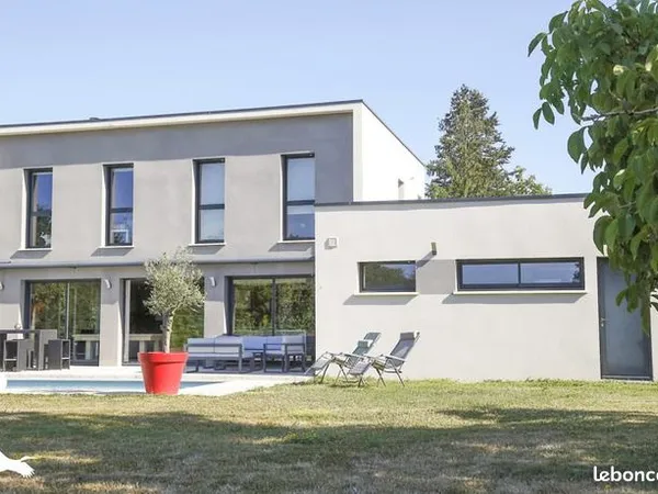 Maison 7 pièces 180 m² 