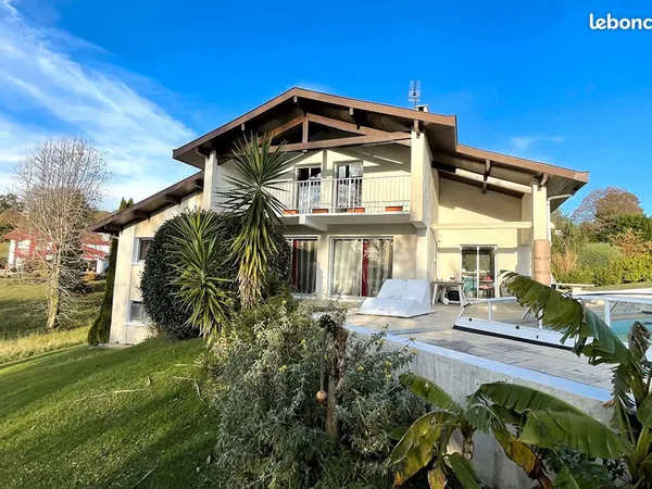 Maison 6 pièces 130 m² 