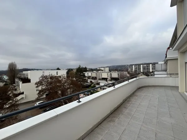 TYPE 4 - 2 RUE DE LATHARDAZ 74960 MEYTHET 