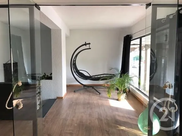 Appartement 4 pièces 234 m² 