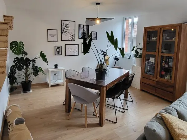 Appartement T3 en duplex - 86 m² Carrez / 107 m² au sol 