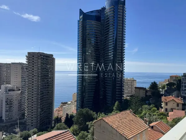 Appartement 4 pièces avec vue panoramique sur la mer - Beausoleil 