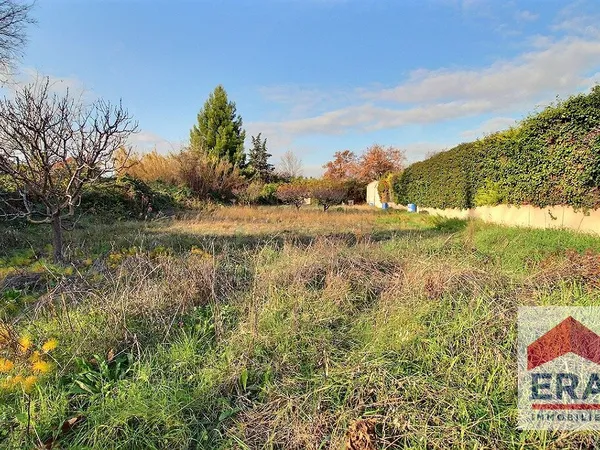 Terrain Vedene 469m² - Libre constructeur - Viabilisé 