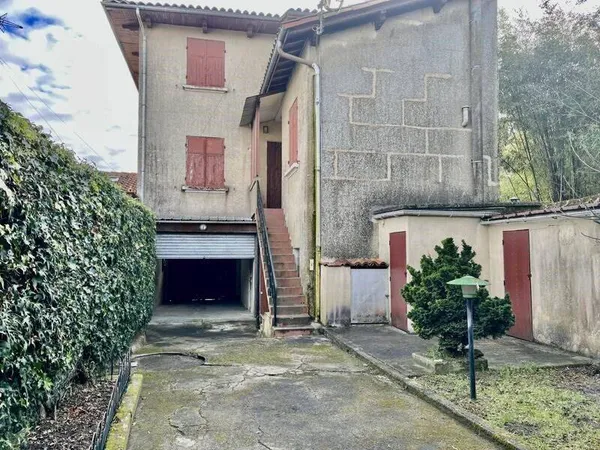 Maison 5 pièces 201 m² 