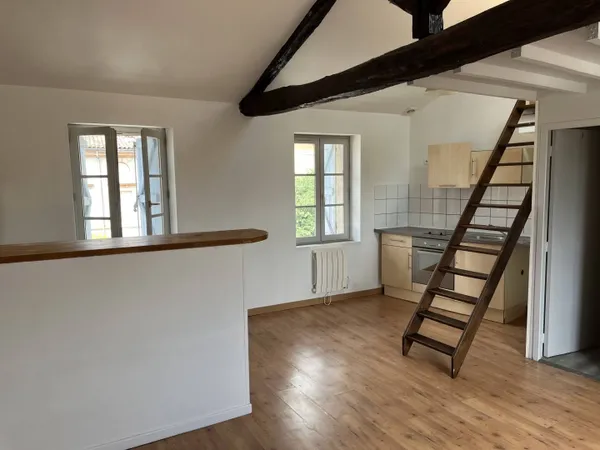 Studio 1 pièce 29 m² 