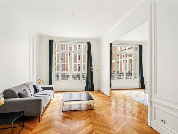 Appartement 3 pièces 92 m² 