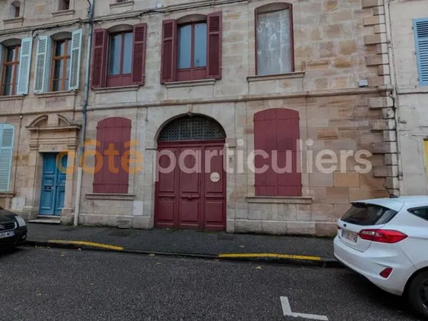 Maison 8 pièces 240 m² 