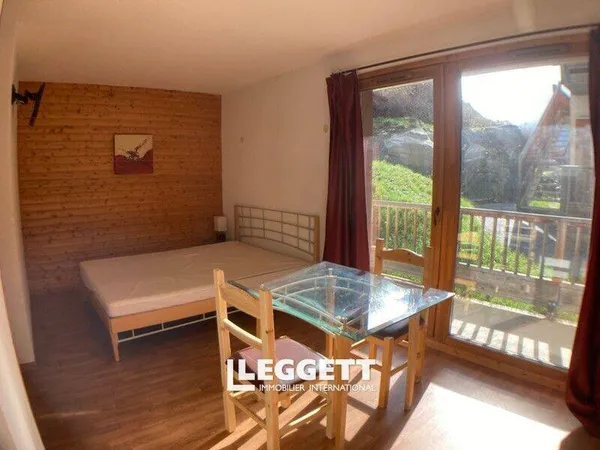 Studio 1 pièce 25 m² 