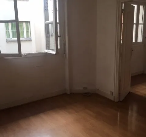 Appartement 2 p à PARIS 19ème 