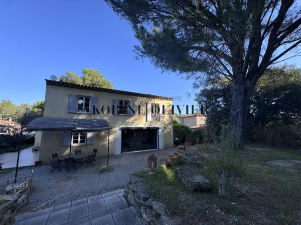 Maison 4 pièces 138 m² 