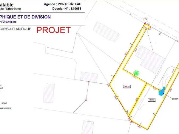 Terrain constructible 746 m² 