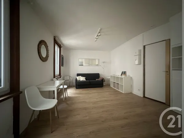 Appartement 1 pièce 25 m² 