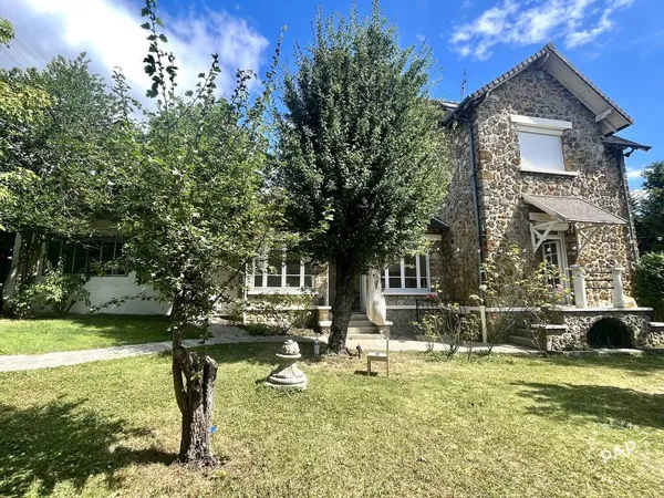 Maison 6 pièces 150 m² 