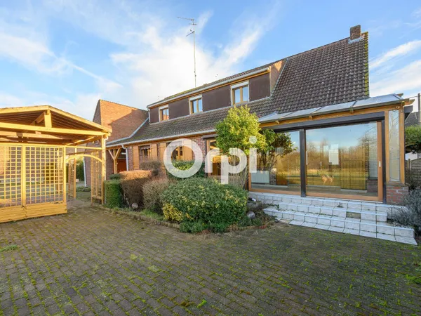 Maison 6 pièces 217 m² 