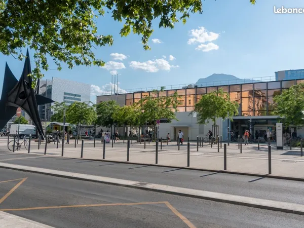 Vends place de parking 5min Gare 