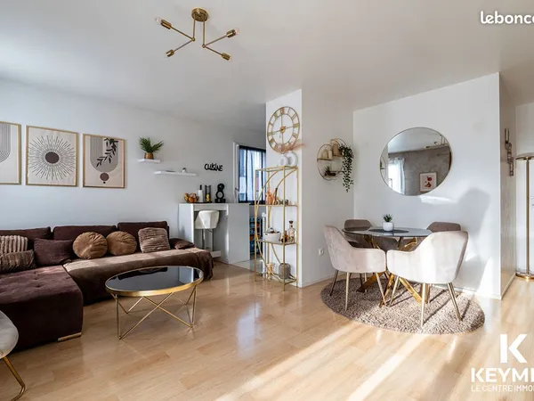 Appartement 4 pièces 77 m² 