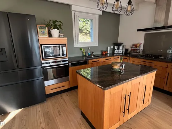 Maison 5 pièces 115 m² 
