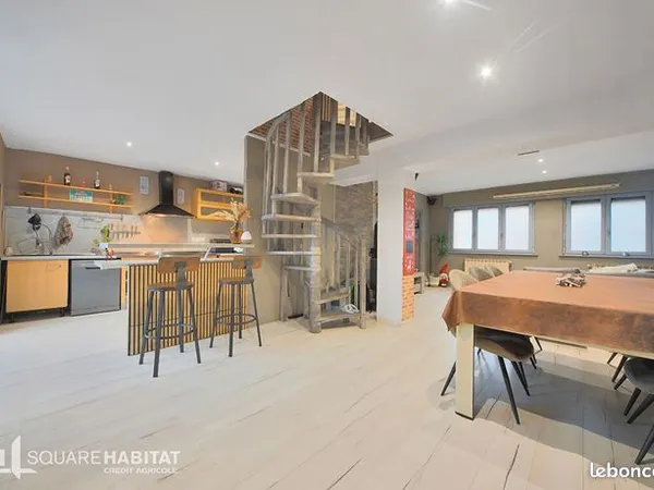 Maison 6 pièces 140 m² 