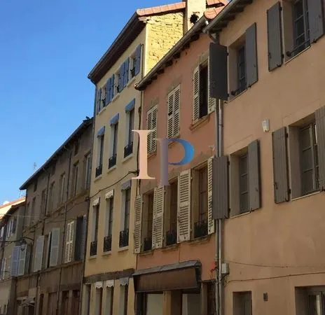 Studio 1 pièce 29 m² 