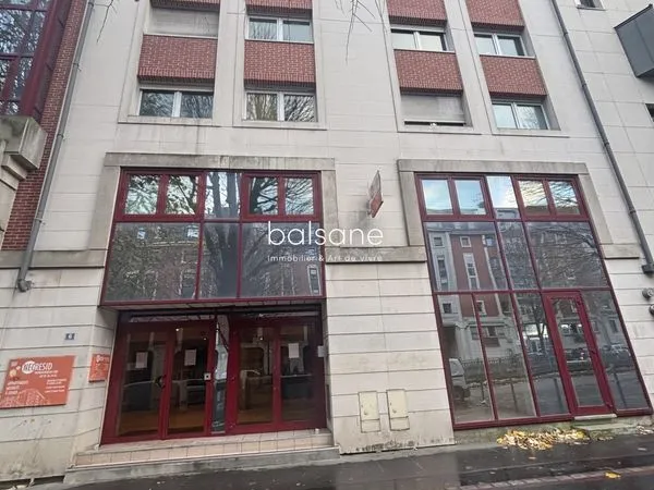 Studio 2 pièces 18 m² 
