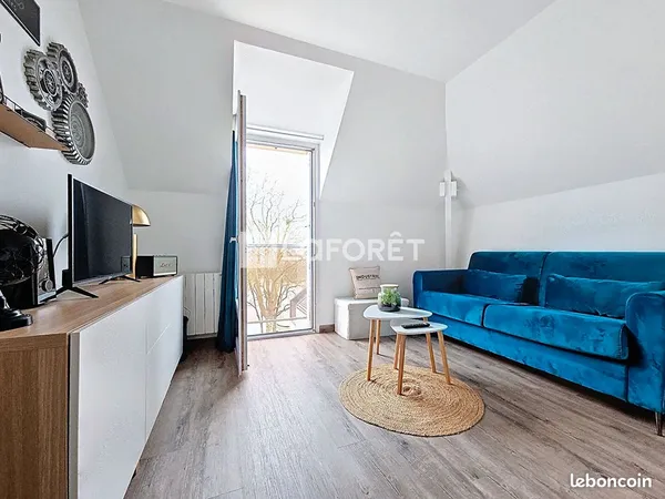 Studio 1 pièce 17 m² 