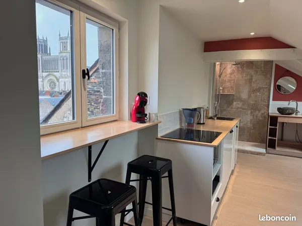 Studio meublé 19 m² - Hyper centre, vue exceptionnelle 